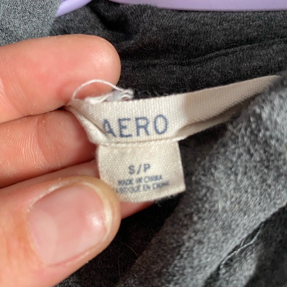 Cropped sweater - Picture 2 of 3